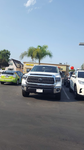 Toyota Dealer «Toyota Of Whittier», reviews and photos, 14577 Whittier Blvd, Whittier, CA 90605, USA