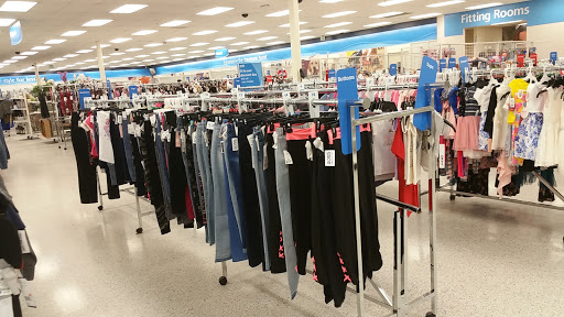 Clothing Store «Ross Dress for Less», reviews and photos, 10249 E Shelby Dr, Collierville, TN 38017, USA