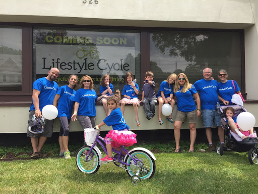 Bicycle Store «Lifestyle Cycle», reviews and photos, 326 S Milwaukee Ave, Libertyville, IL 60048, USA