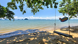 Foto de Thalane Beach com linha costeira longa e reta