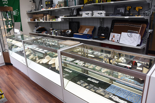 Pawn Shop «Mad Dog Pawn», reviews and photos, 3324 Manatee Ave W, Bradenton, FL 34205, USA