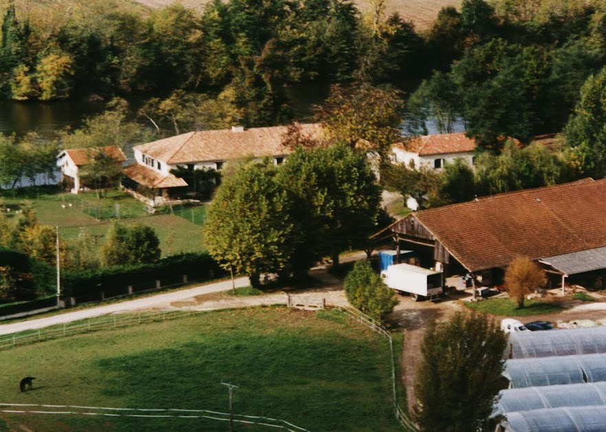 Maison gîte avec piscine Holiday home swimming pool Vakantiehuis met zwembad Sud Ouest France à Sainte-Livrade-sur-Lot (Lot-et-Garonne 47)