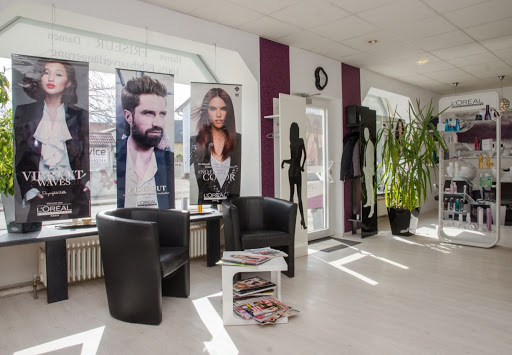 Shine haarstudio by Nicole Kristl In Stadl-Traun