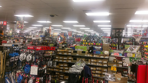 Sporting Goods Store «Big 5 Sporting Goods - Pinole», reviews and photos, 1572 Fitzgerald Dr, Pinole, CA 94564, USA