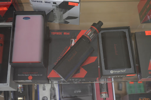 Tobacco Shop «Midway Cigars & Smoke Shop», reviews and photos, 3555 Rosecrans St #105B, San Diego, CA 92110, USA