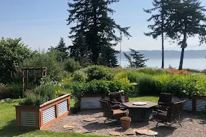 The Bluff on Whidbey B&B image