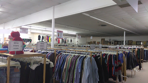 Thrift Store «Community Thrift Store», reviews and photos, 6015 Edgewater Dr, Orlando, FL 32810, USA