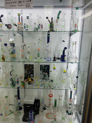 Tobacco Shop «B & K Smoke Shop», reviews and photos, 9551 Central Ave, Montclair, CA 91763, USA