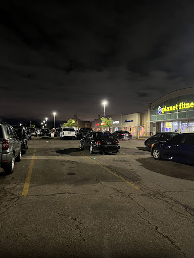 Shopping Mall «Washington Square Mall.», reviews and photos, 4849 W North Ave, Chicago, IL 60639, USA