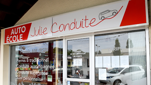 Julie Conduite à Ancenis-Saint-Géréon, Loire-Atlantique