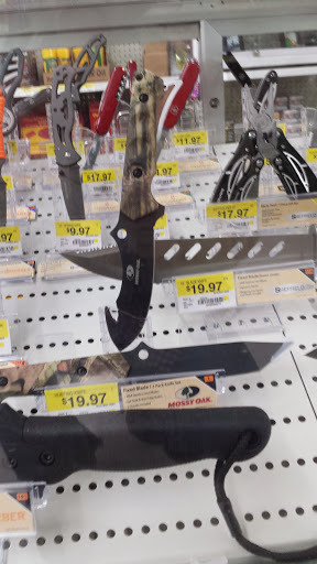 Department Store «Walmart Supercenter», reviews and photos, 1125 N Pine St, DeRidder, LA 70634, USA