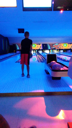 Bowling Alley «The Bowling Alley», reviews and photos, 1535 N Detroit St, Warsaw, IN 46580, USA