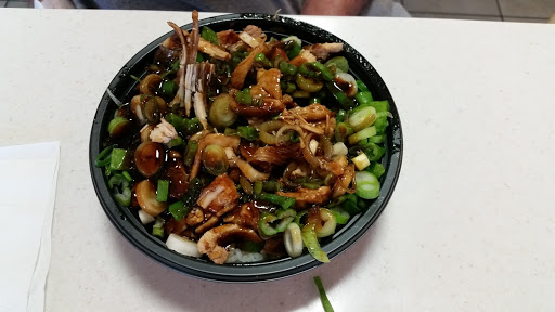 Shopping Mall «Tuskatella Shopping Center», reviews and photos, 1344 N Tustin St, Orange, CA 92867, USA