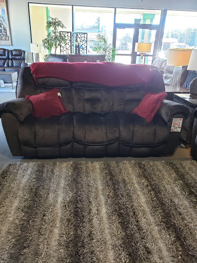 Mattress Store «Strands Home Furnishings», reviews and photos, 19861 US-2, Monroe, WA 98272, USA