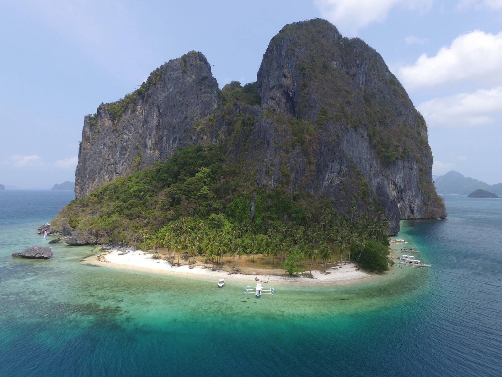 Photo of Ipil Beach with spacious shore