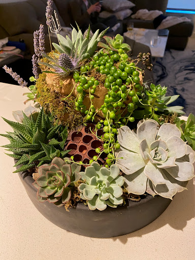 Florist «Finishing Touch Florist & Gifts», reviews and photos, 1645 140th Ave NE B4, Bellevue, WA 98005, USA