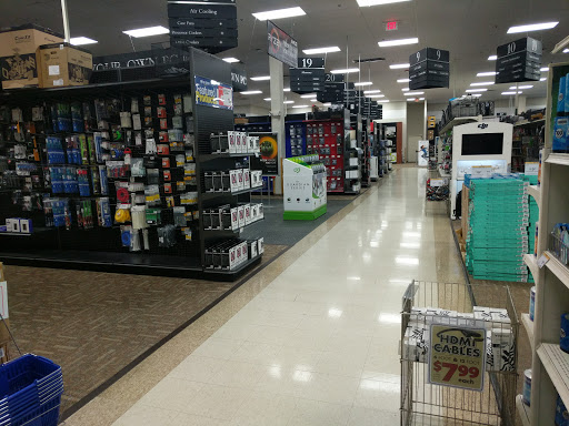 Electronics Store «Micro Center», reviews and photos, 9294 Metcalf Ave, Overland Park, KS 66212, USA