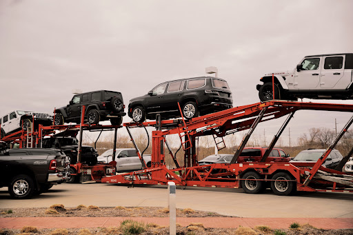 Car Dealer «Deery of Ames Chrysler Dodge Jeep Ram», reviews and photos, 1700 SE 16th St, Ames, IA 50010, USA