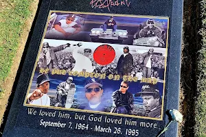 Eazy-E Grave image