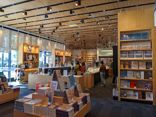 Gift Shop «SFMOMA Museum Store», reviews and photos, 151 3rd St, San Francisco, CA 94103, USA