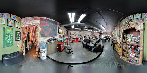 Tattoo Shop «Love Hate Tattoo Studio», reviews and photos, 1360 Washington Ave, Miami Beach, FL 33139, USA