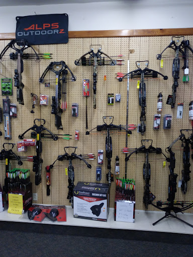 Hunting and Fishing Store «FISHING TACKLE GRAB BAG», reviews and photos, 5521 N State Rd, Davison, MI 48423, USA