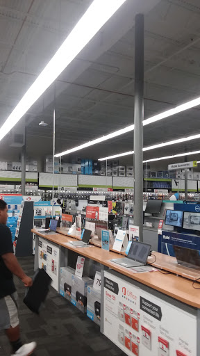 Office Supply Store «Staples», reviews and photos, 7933 Annapolis Rd, Lanham, MD 20706, USA