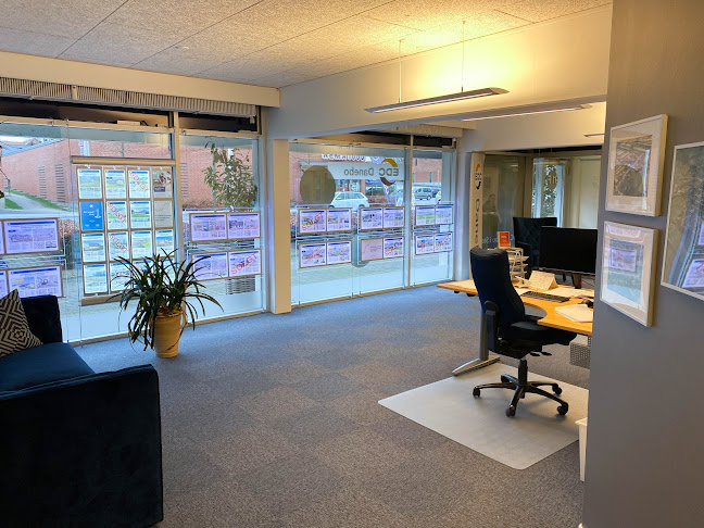 Anmeldelser af EDC Støvring i Nørresundby - Ejendomsmægler