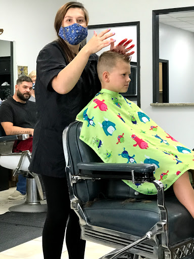 Beauty Salon «J & D Barber & Beauty Shop», reviews and photos, 18904 FM 1488 Rd, Magnolia, TX 77355, USA