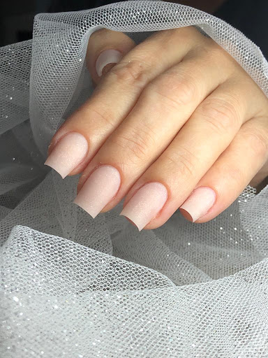 Logo da empresa - Jheni Nails Studio