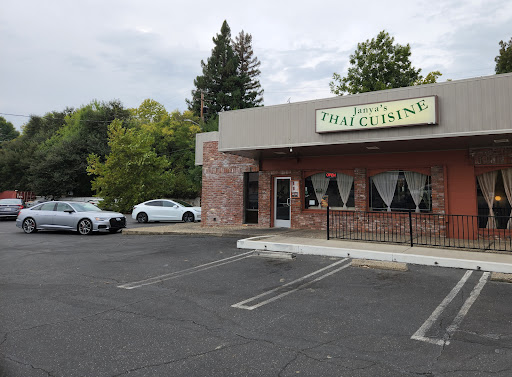 Janyas Thai Cuisine image