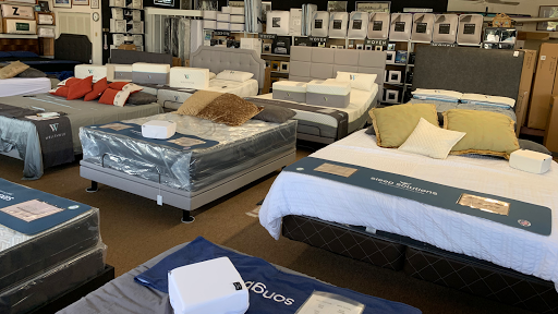 Mattress Store «Resale Factory Outlet Mattress Store», reviews and photos, 4000 S US Hwy 17 92, Casselberry, FL 32707, USA