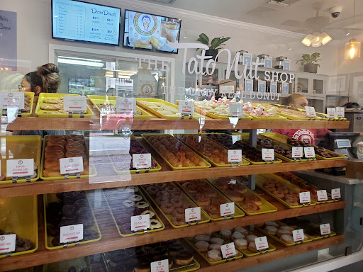 Donut Shop «Tato-Nut Donut Shop», reviews and photos, 1114 Government St, Ocean Springs, MS 39564, USA