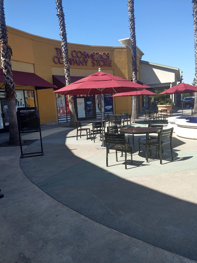 Shopping Mall «Napa Premium Outlets», reviews and photos, 629 Factory Stores Dr, Napa, CA 94558, USA