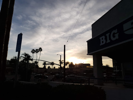 Sporting Goods Store «Big 5 Sporting Goods - Wilshire», reviews and photos, 6601 Wilshire Blvd, Los Angeles, CA 90048, USA