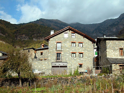 Apartamentos Estop WEB OFICIAL 22468 Sahún, Huesca, España