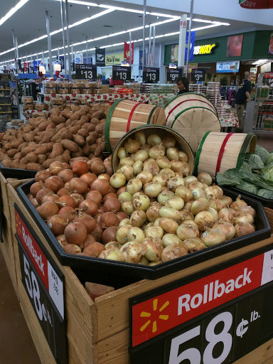 Department Store «Walmart Supercenter», reviews and photos, 5323 E Court St N, Burton, MI 48509, USA