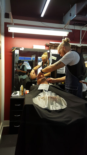 Barber Shop «Legit Cuts Barber Shop», reviews and photos, 206 N 2nd St, Fort Pierce, FL 34950, USA