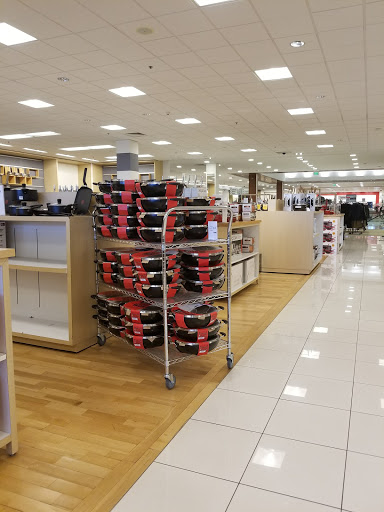 Shopping Mall «The Promenade Bolingbrook», reviews and photos, 631 E Boughton Rd, Bolingbrook, IL 60440, USA