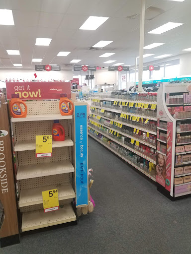 Drug Store «CVS», reviews and photos, 839 E Main St, Meriden, CT 06450, USA