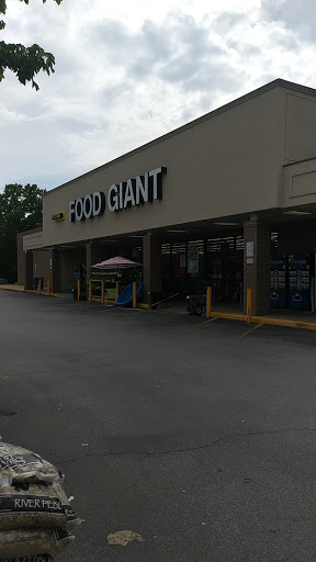 Hardware Store «Food Giant», reviews and photos, 7580 Parkway Dr, Leeds, AL 35094, USA