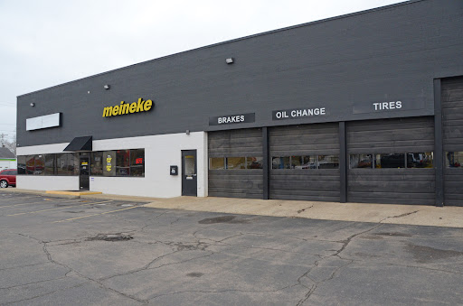 Auto Repair Shop «Meineke Car Care Center», reviews and photos, 1395 S 10th St, Noblesville, IN 46060, USA