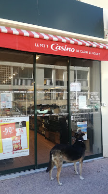 Le Petit Casino à Carry-le-Rouet