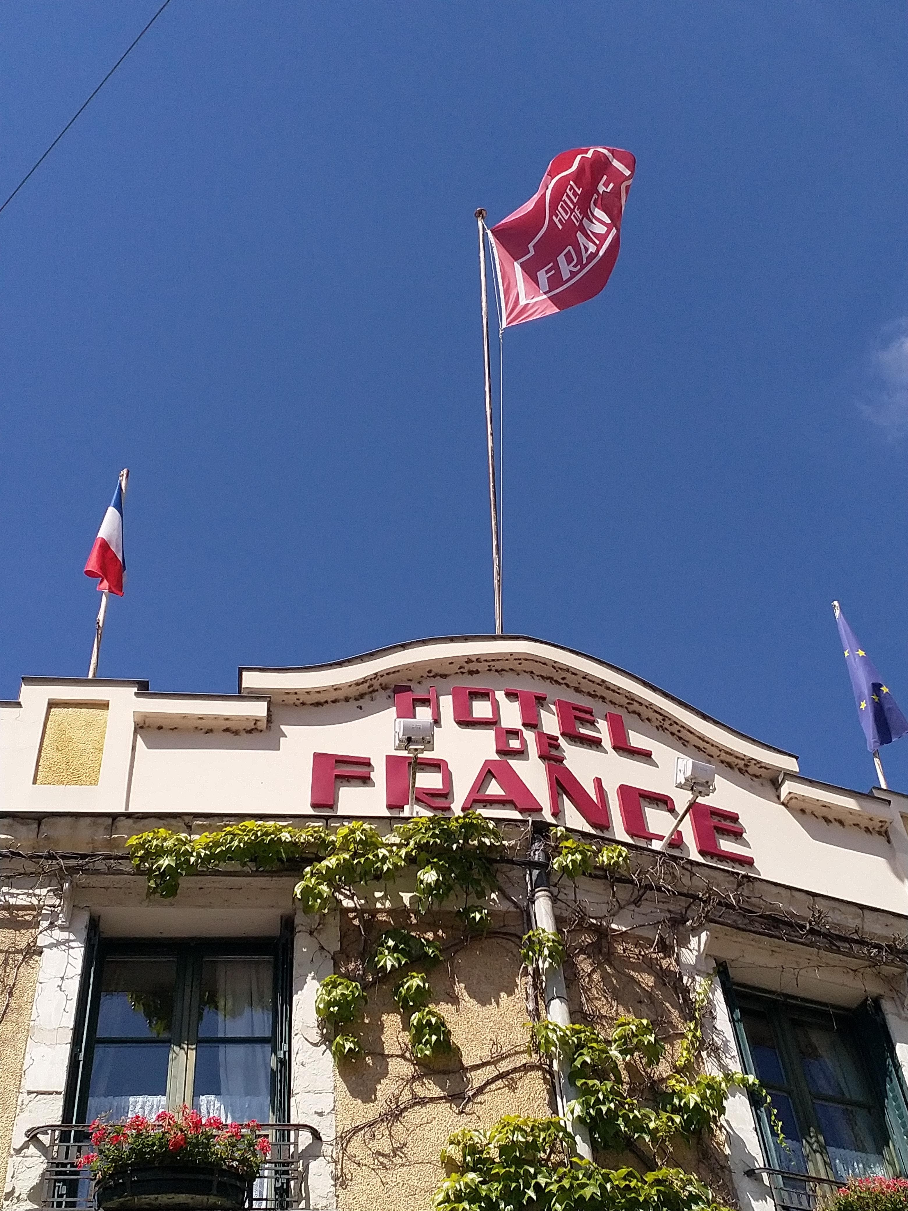 Photo n° 8 de l'avis de Ian.o fait le 09/07/2018 à 15:04