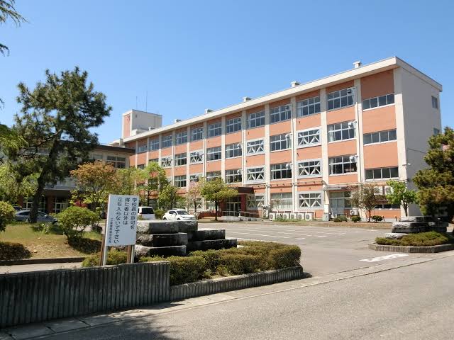 新潟県立三条東高等学校