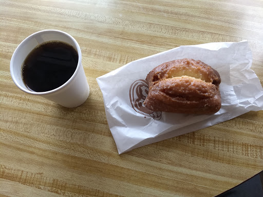 Donut Shop «Royal Donut Shop», reviews and photos, 1090 Burlingame Ave, Burlingame, CA 94010, USA