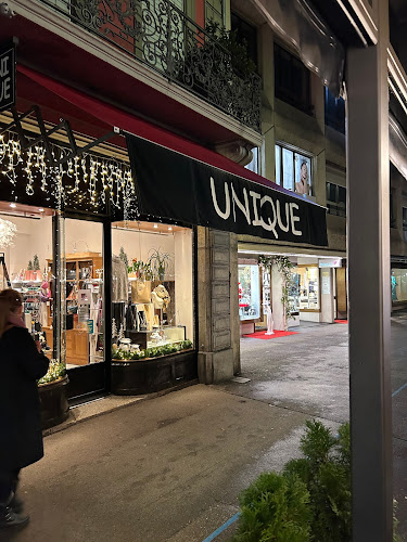 Boutique Unique, Françoise Etique