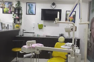 Amuthan Dental Clinic image