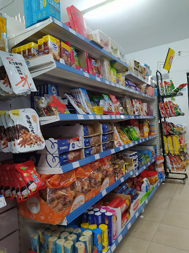 Mini Mar Supermercado - Praia da Vitória