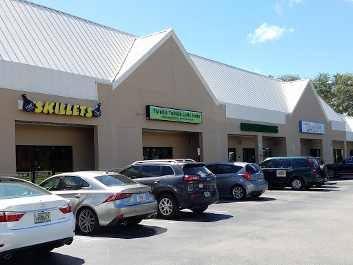 Twinkle Twinkle Little Store, 4172 Tamiami Trail N, Naples, FL 34103, USA, 